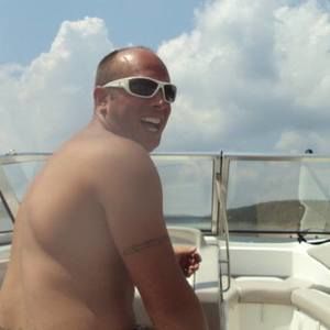 Meet your Posher, Adam